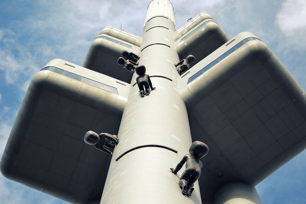 16 Zizkov tower Prague